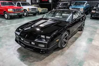 1987-Chevrolet-Camaro-Onyx Black-155823-33.jpg